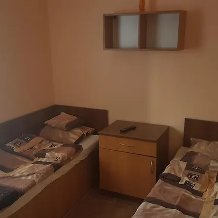 Vandrerhjem Rafcar *