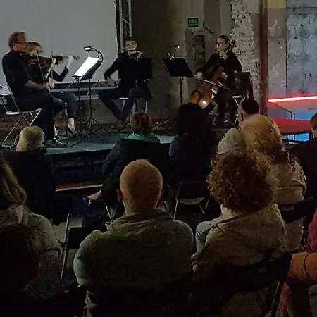 Rafcar Vandrerhjem *